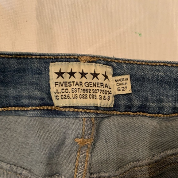 Cute denim shorts - Picture 2 of 3